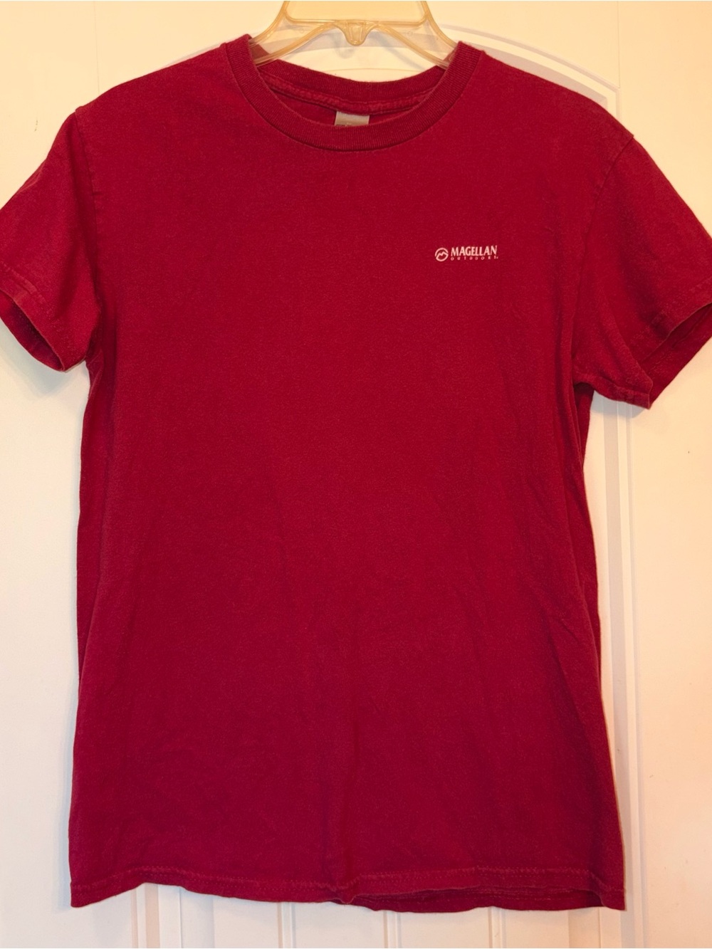 Magellan Outdoors Maroon Short Sleeve Tee